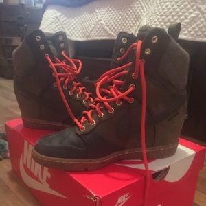 Women’s Nike Dunk Sky Hi Sneakerboot 2.0